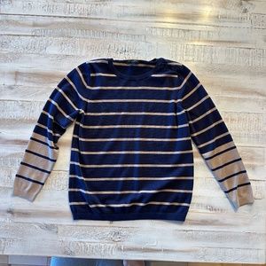 Banana Republic Sweater  - Women's Size Large